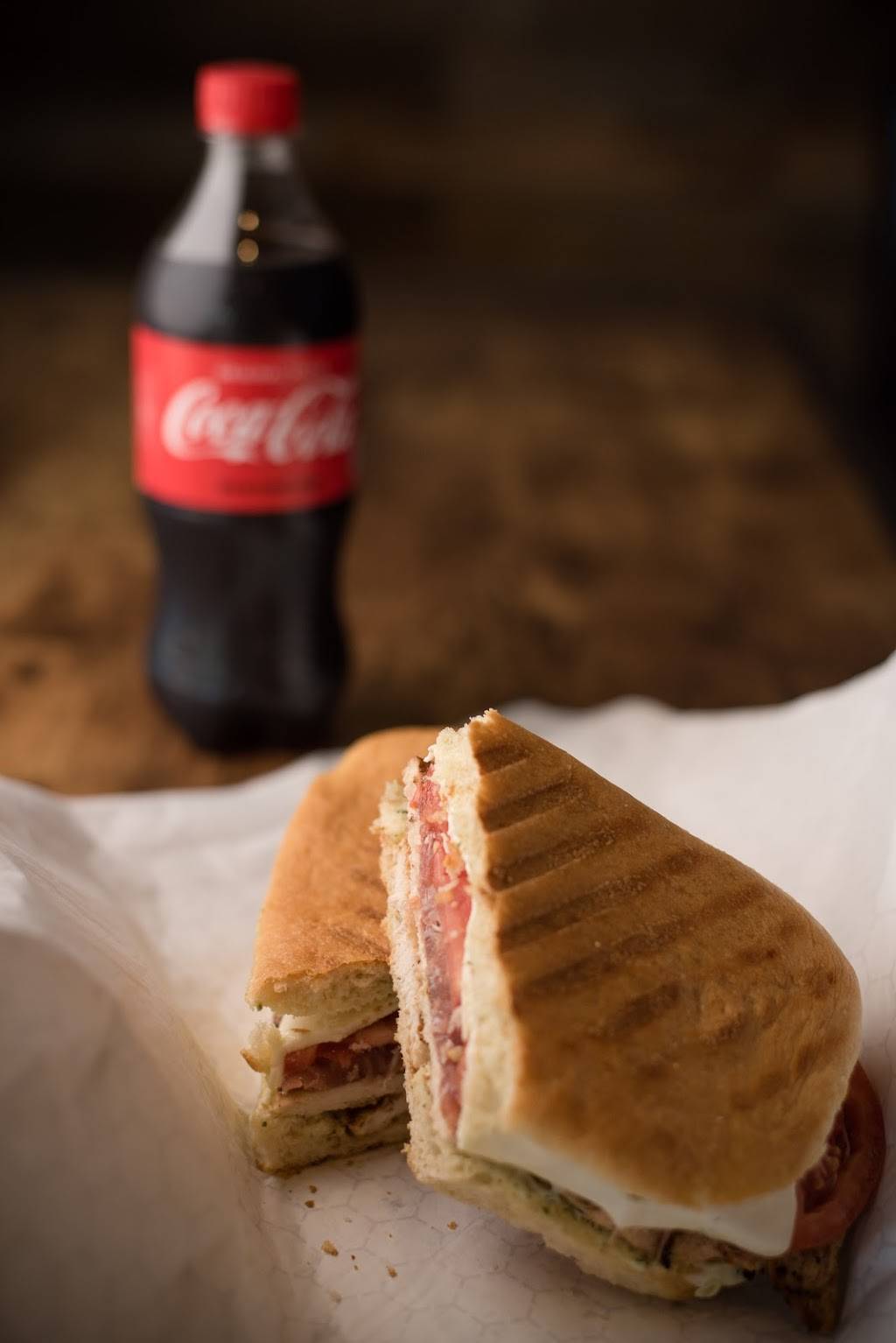 Avventura Bakery & Deli | restaurant | 30 Knotter Dr, Southington, CT 06489, USA | 8608635678 OR +1 860-863-5678