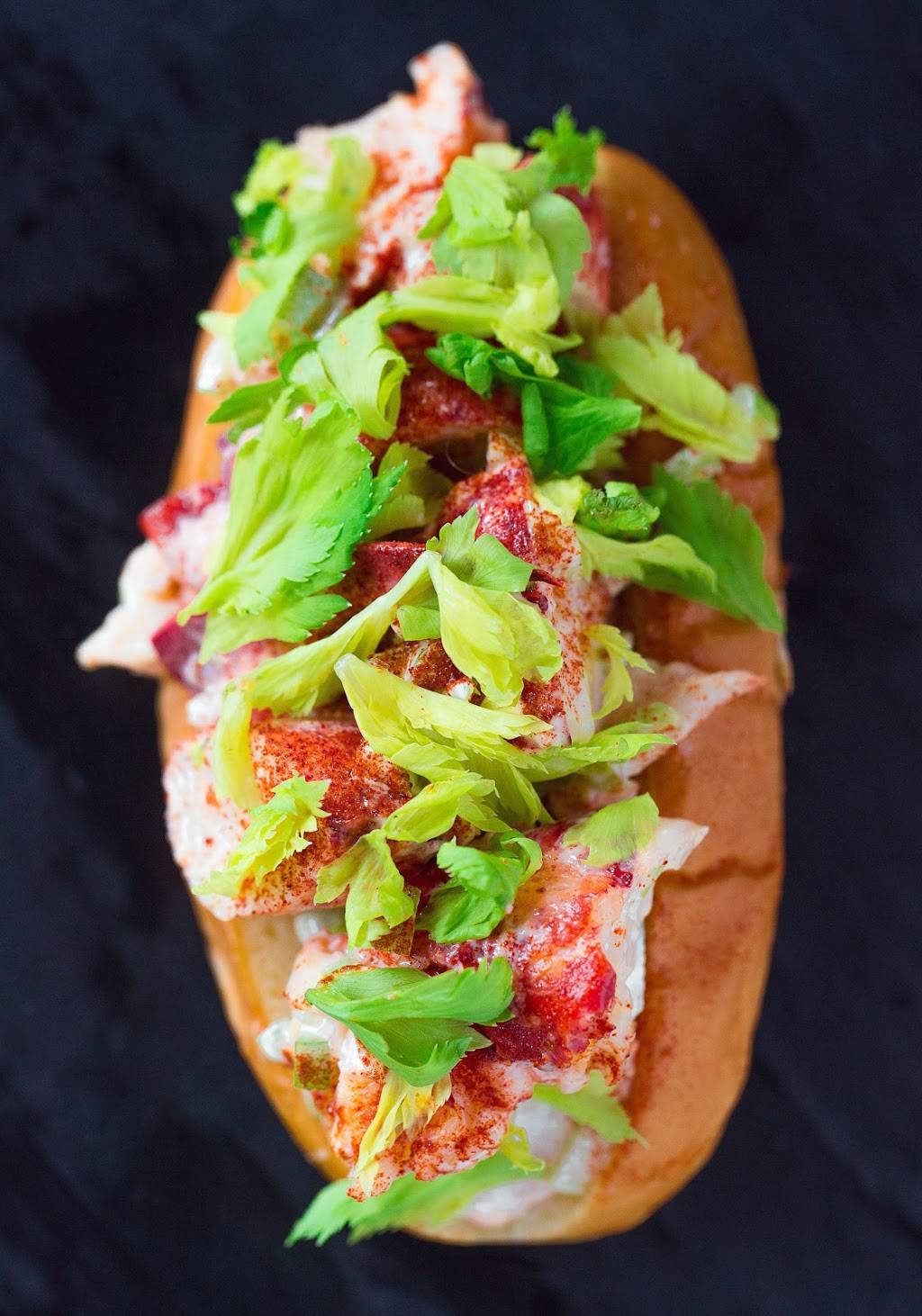 Shuck Shack | restaurant | 520 E Grayson St, San Antonio, TX 78215, USA | 2102367422 OR +1 210-236-7422