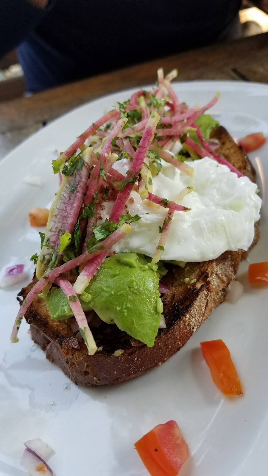 de Veres Irish Pub | restaurant | 217 E St, Davis, CA 9616, USA | 5302045533 OR +1 530-204-5533