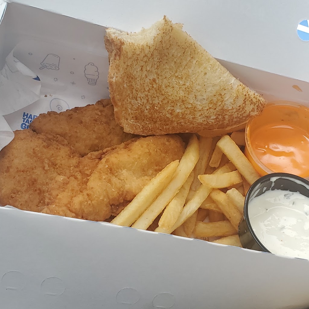 Dairy Queen | restaurant | 1977 AZ-260, Overgaard, AZ 85933, USA | 9285355859 OR +1 928-535-5859