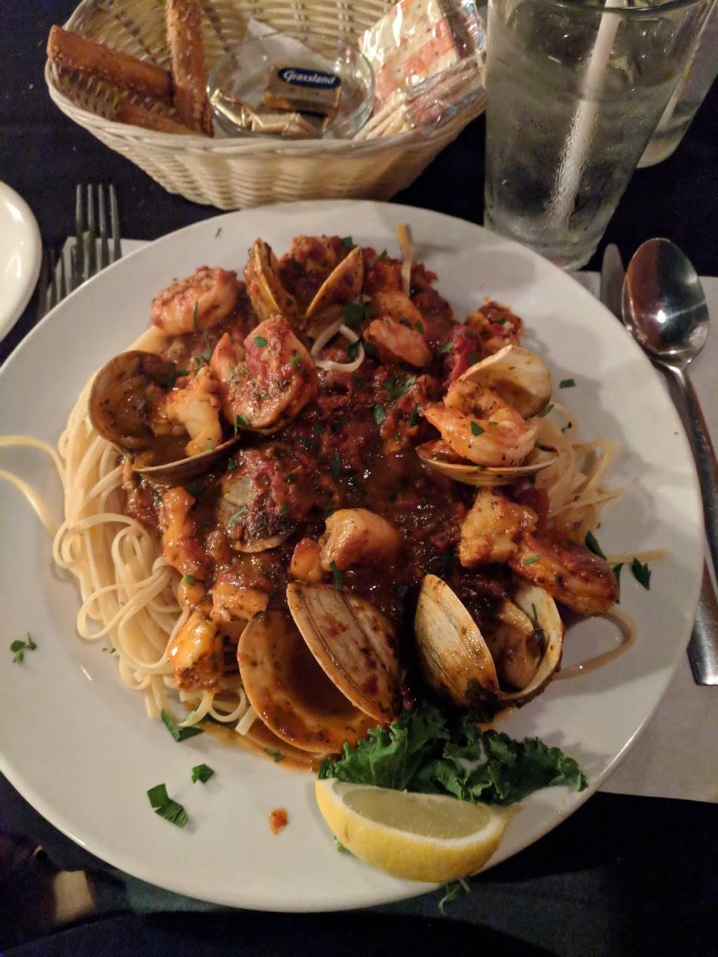 Sidels Restaurant | restaurant | 1202 N Main Ave, Scranton, PA 18508, USA | 5703436544 OR +1 570-343-6544