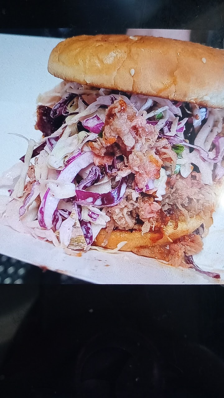 BBQ Junkies | restaurant | Eatonville Hwy E, Eatonville, WA 98328, USA | 2535612128 OR +1 253-561-2128