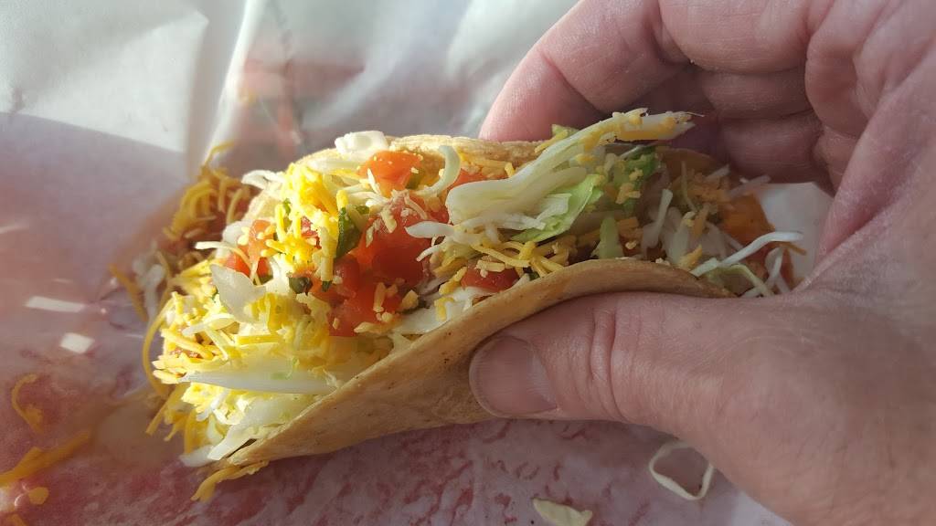 Landing Grille | restaurant | 7811, 1717 Quivira Rd, San Diego, CA 92109, USA | 6192223317 OR +1 619-222-3317