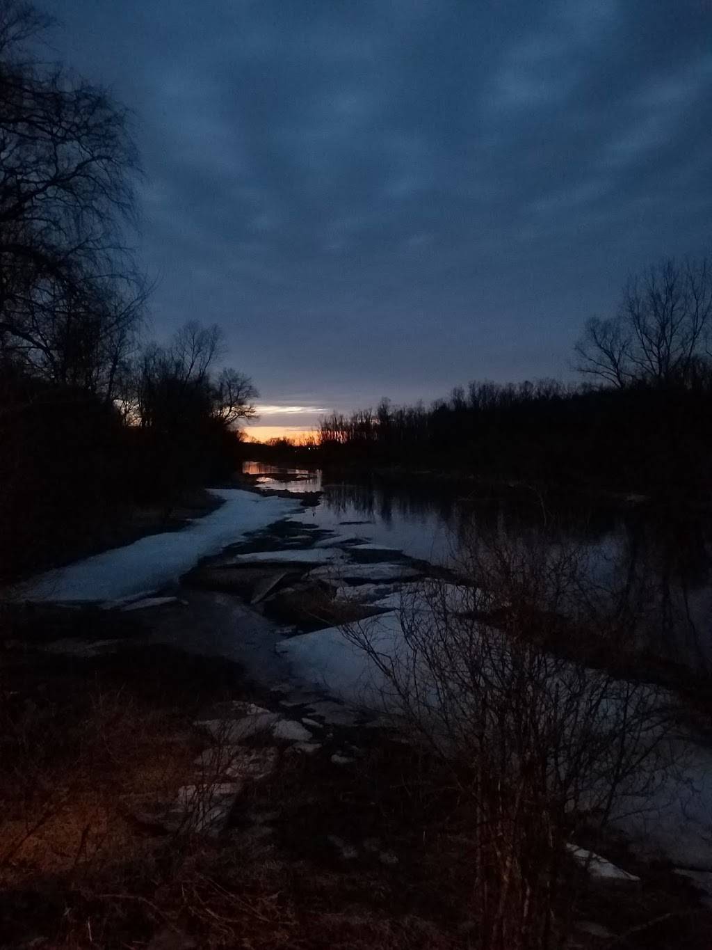 The Dock | restaurant | 50 WI-19, Waterloo, WI 53594, USA | 9204789787 OR +1 920-478-9787