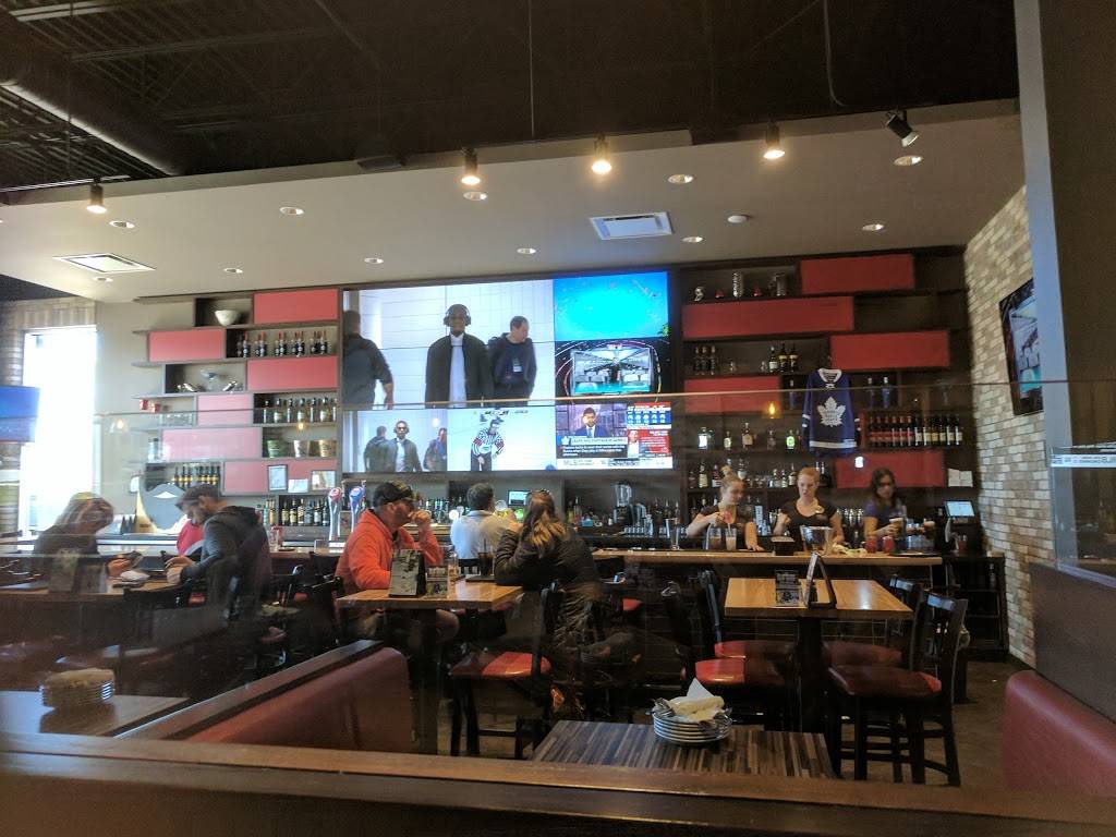 Chucks Roadhouse Bar & Grill | restaurant | 1492 Dundas St E, Mississauga, ON L4X 1L4, Canada | 9052766060 OR +1 905-276-6060