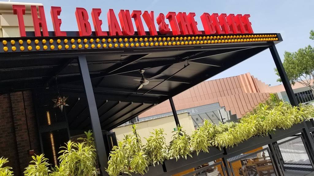 The Beauty and The Beeeef | restaurant | 10300 Forest Hill Blvd, Wellington, FL 33414, USA | 5616124511 OR +1 561-612-4511