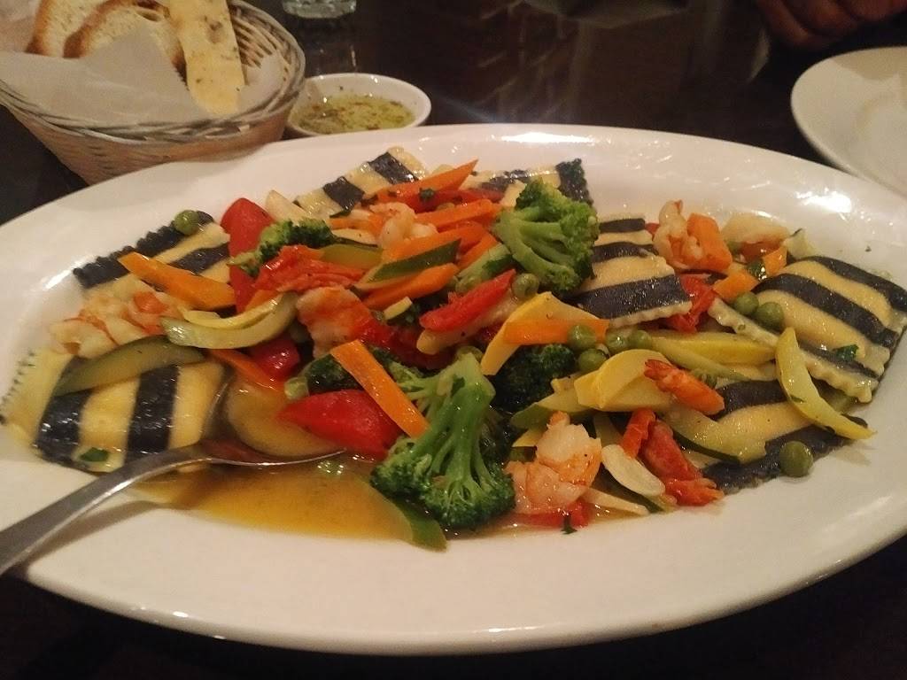 Eatalia | restaurant | 34 New St, Huntington, NY 11743, USA | 6316294551 OR +1 631-629-4551