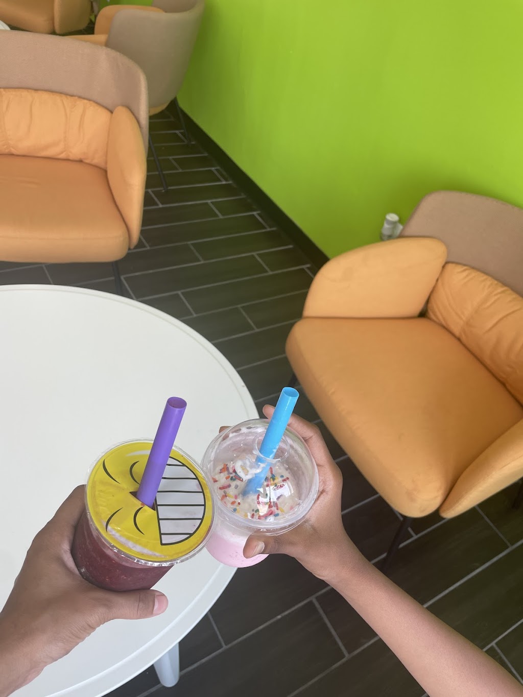 Blended Smoothies & Sandwiches | restaurant | 43055 Hayes Rd, Sterling Heights, MI 48313, USA | 5867994259 OR +1 586-799-4259