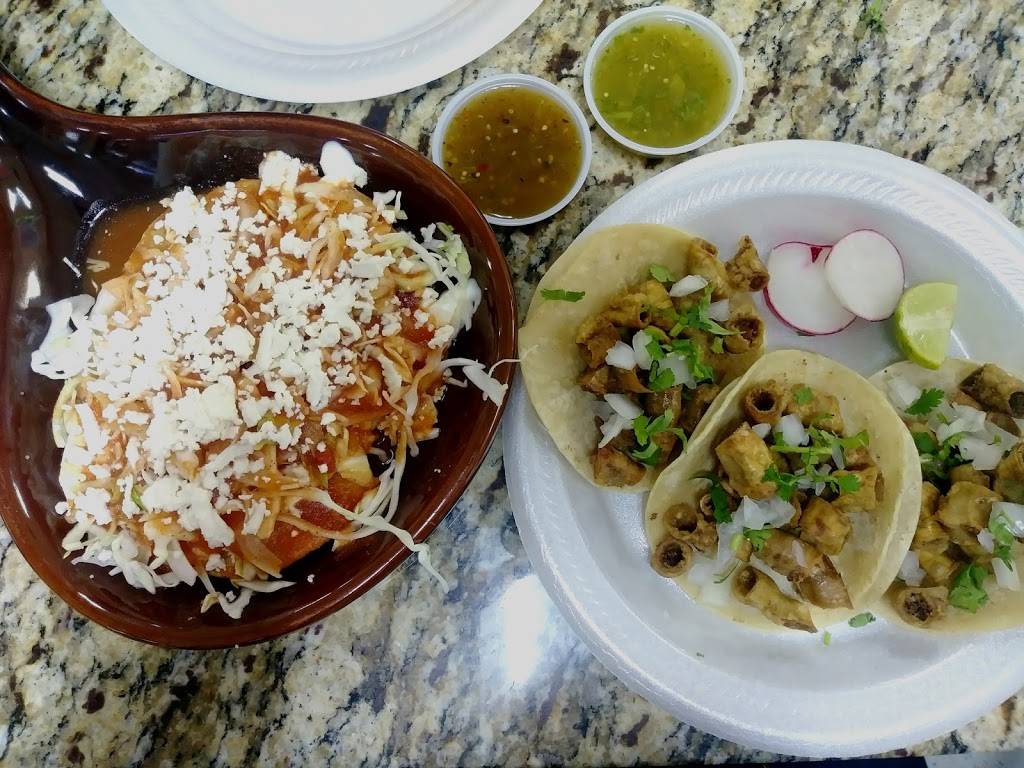 Tortas Ahogadas Guadalajara | restaurant | 518 N Arizona Ave, Chandler, AZ 85225, USA | 4808553888 OR +1 480-855-3888