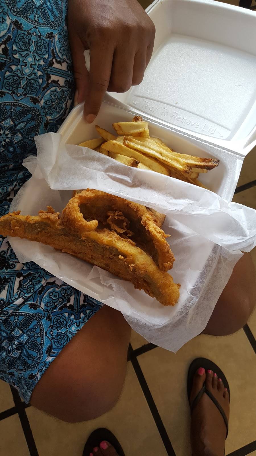 Shawtys Grill | restaurant | 1620 E Raleigh Blvd, Rocky Mount, NC 27801, USA | 2523168110 OR +1 252-316-8110