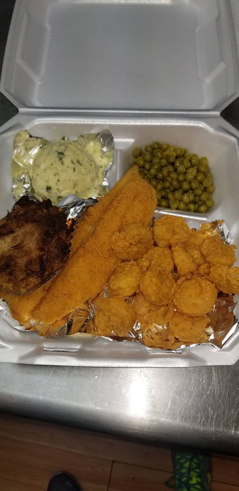 Sylvesters grill and snoballs | restaurant | 9809 Old Gentilly Rd, New Orleans, LA 70127, USA | 5043021665 OR +1 504-302-1665