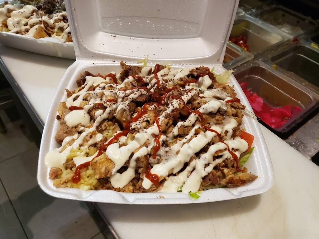 Osmows Shawarma | restaurant | 126 Wellington St W Unit 108, Aurora, ON L4G 2N9, Canada | 9058418887 OR +1 905-841-8887