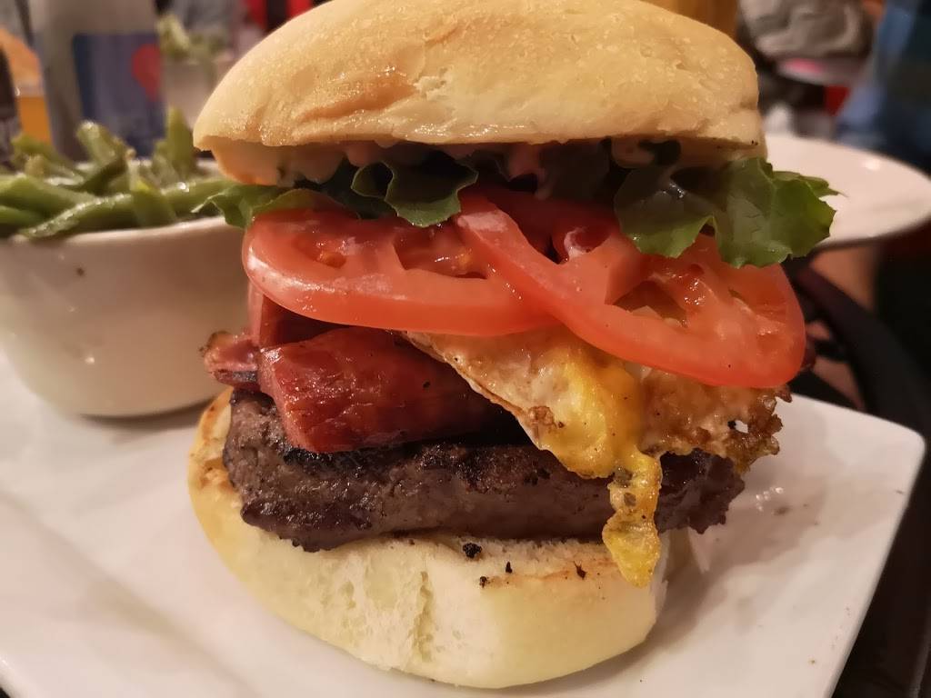 MacFarlanes Celtic Pub | restaurant | 417 Ann St, Lake Charles, LA 70601, USA | 3374335992 OR +1 337-433-5992