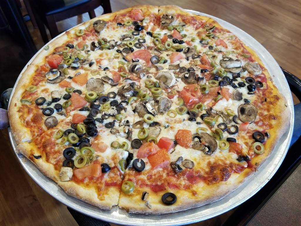 Anthonys NY Pizza | restaurant | 10020 Coconut Rd Suite 130, Bonita Springs, FL 34135, USA | 2393014727 OR +1 239-301-4727