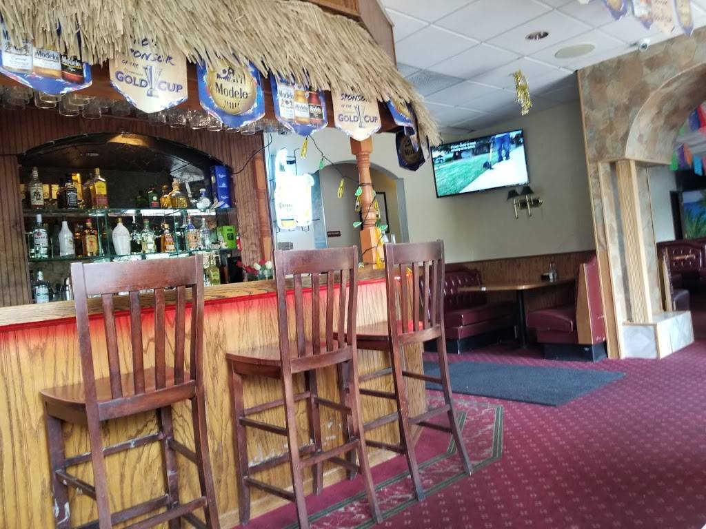 La Tropicana Mexican Food Market and Restaurant | restaurant | 2743 86th St, Urbandale, IA 50322, USA | 5153343456 OR +1 515-334-3456