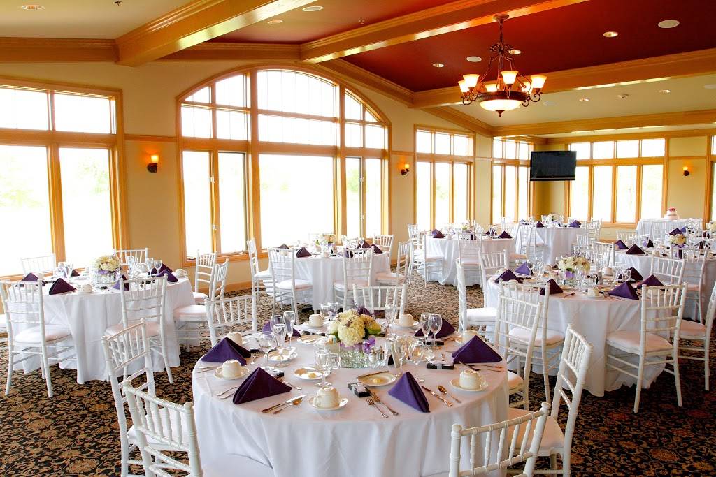White Deer Run Golf Club | restaurant | 250 W Greggs Pkwy, Vernon Hills, IL 60061, USA | 8476806100 OR +1 847-680-6100