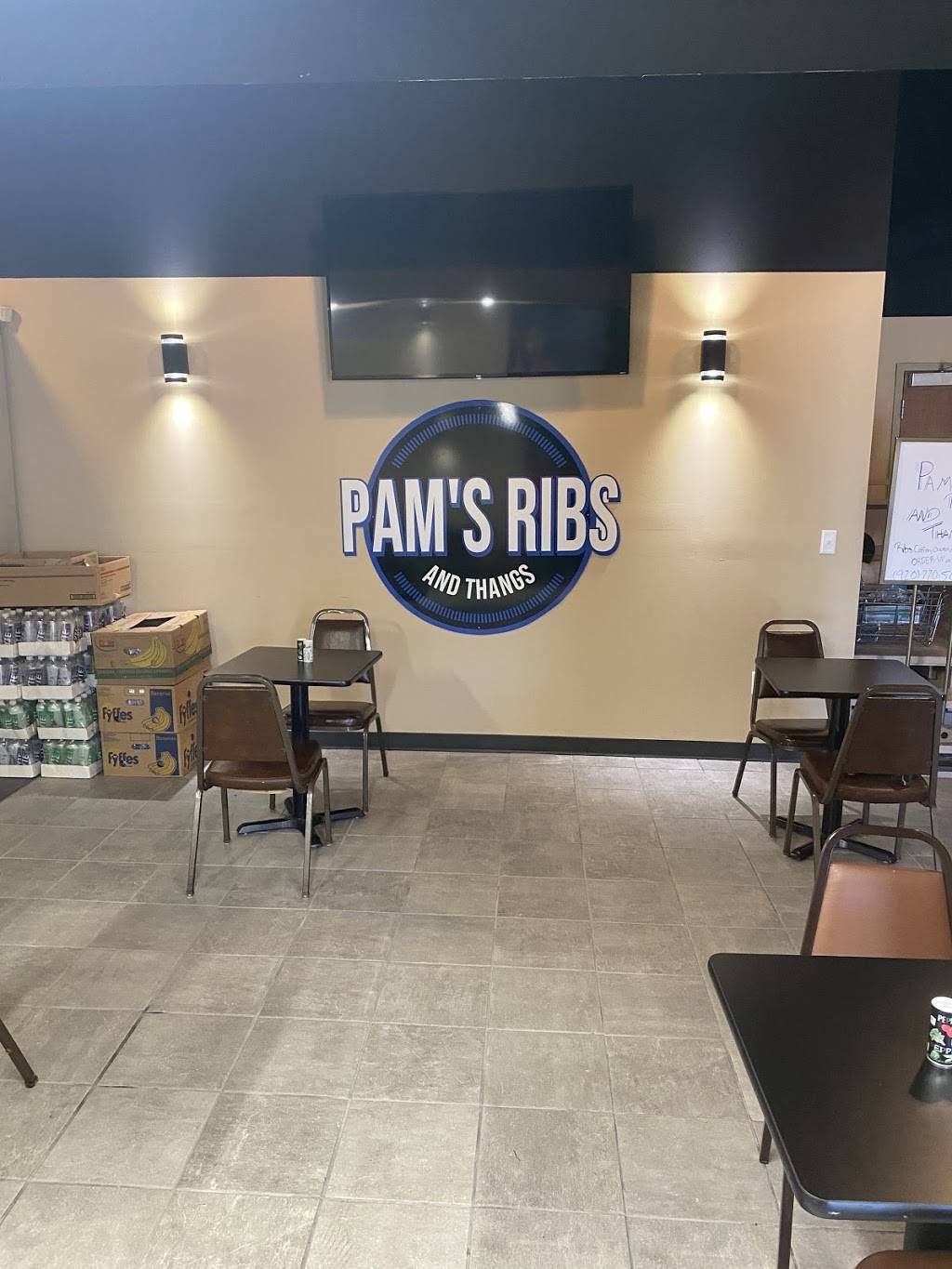 Pams Ribs and Thangs | restaurant | 610 S Broadway, Green Bay, WI 54303, USA | 9207705020 OR +1 920-770-5020