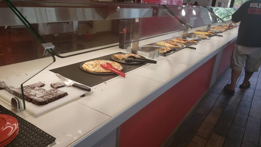 Cicis | restaurant | 309 N Nellis Blvd Ste 120, Las Vegas, NV 89110, USA | 7024371748 OR +1 702-437-1748