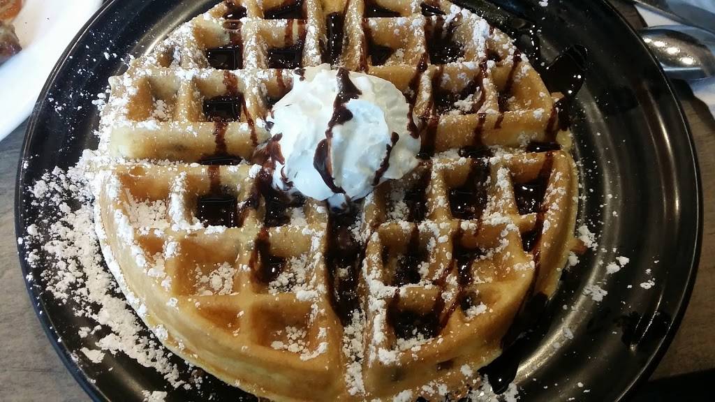 Wally Waffle | restaurant | 100 North Ave #101, Tallmadge, OH 44278, USA | 3306337400 OR +1 330-633-7400
