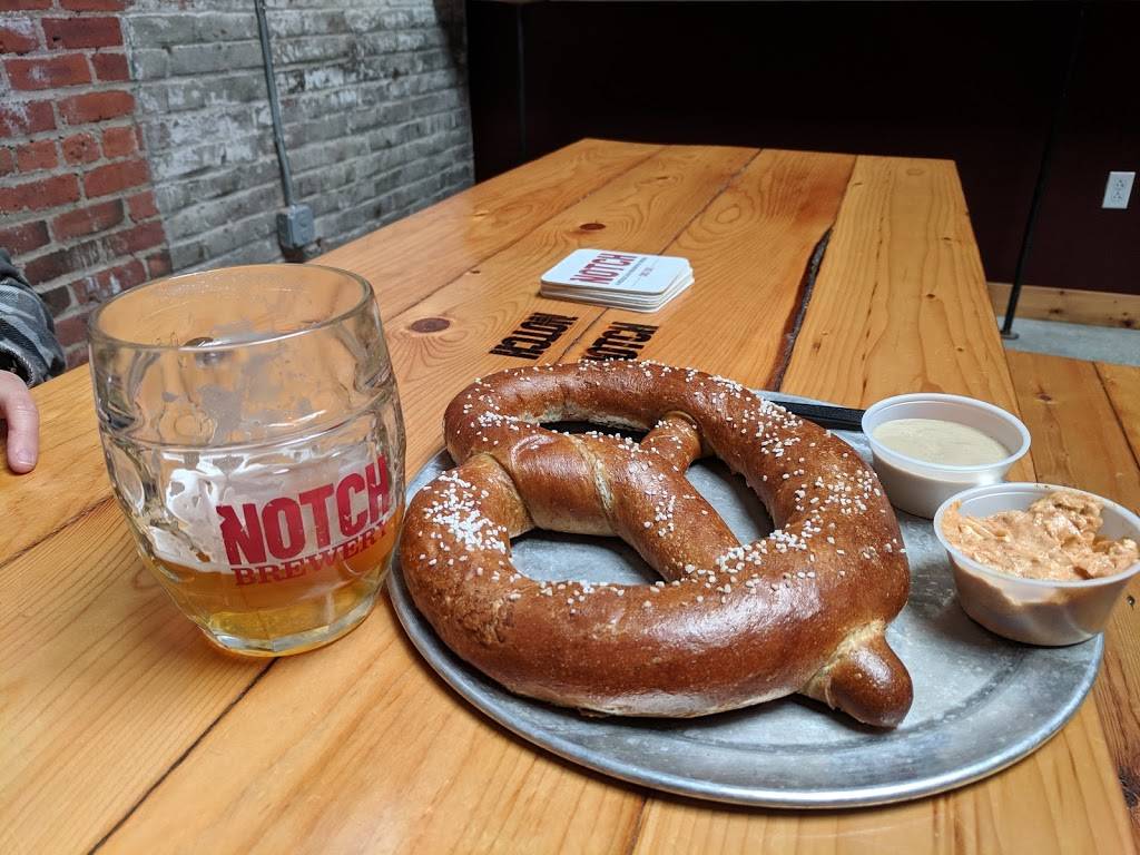 Notch Brewery & Tap Room | restaurant | 283 Rear, Derby St, Salem, MA 01970, USA | 9782389060 OR +1 978-238-9060