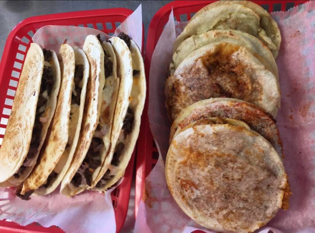 Las Gorditas De Don Angel | restaurant | 3000 S Laramie Ave, Cicero, IL 60804, USA | 7087807433 OR +1 708-780-7433