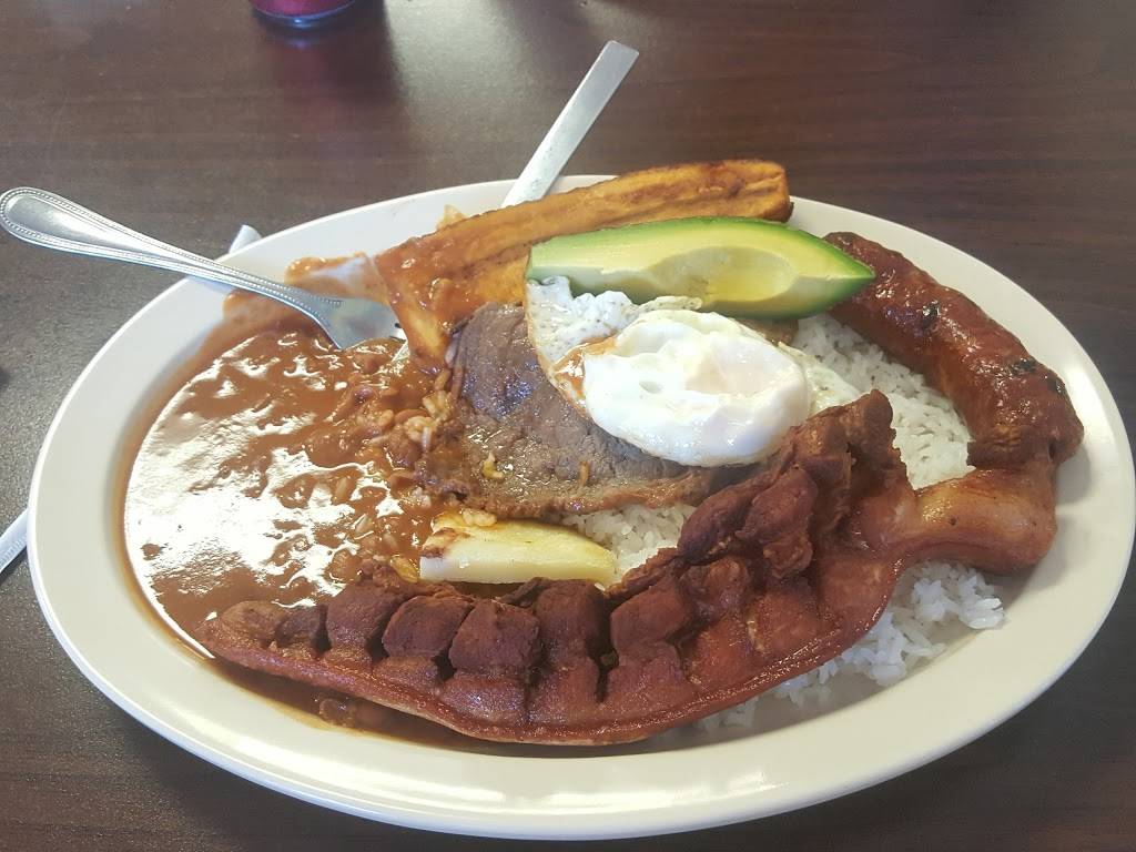 La Casa Del Mofongo | restaurant | 125 E Edgebrook Dr suite c, Houston, TX 77034, USA | 7134856698 OR +1 713-485-6698