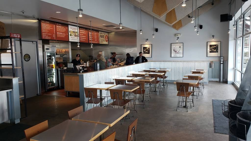 Chipotle Mexican Grill | restaurant | 1421 W Eisenhower Blvd, Loveland, CO 80537, USA | 9706350099 OR +1 970-635-0099