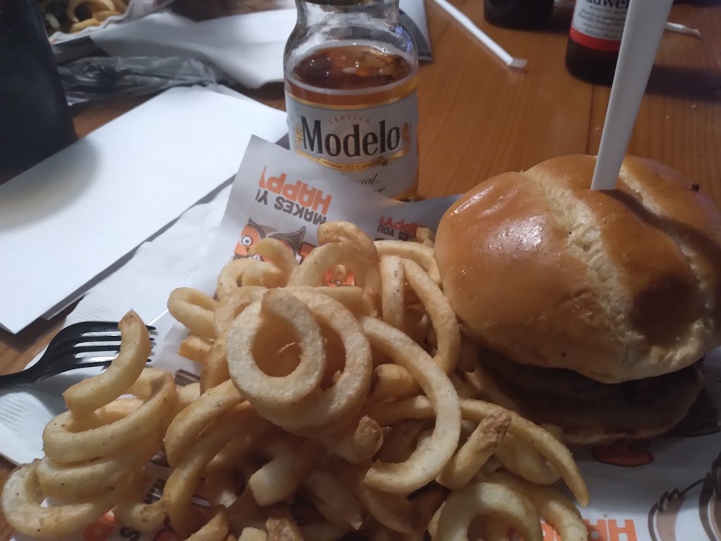 Hooters | restaurant | 28975 US-98, Daphne, AL 36526, USA | 2516253910 OR +1 251-625-3910