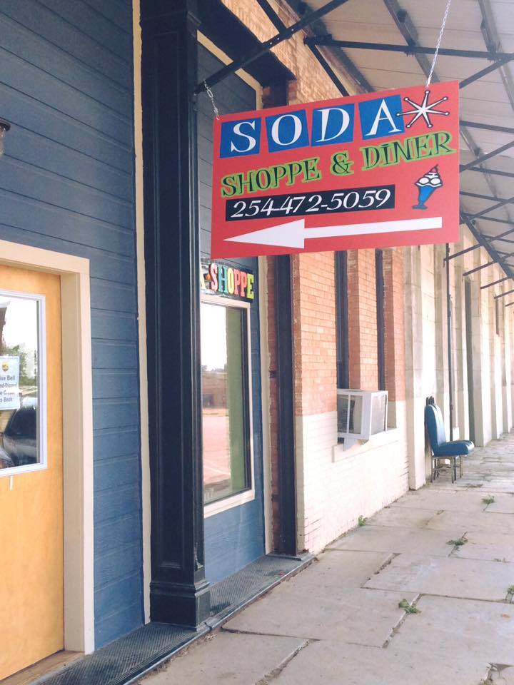 Soda Shoppe | restaurant | 101 N Sherman St, Mexia, TX 76667, USA | 2544725059 OR +1 254-472-5059