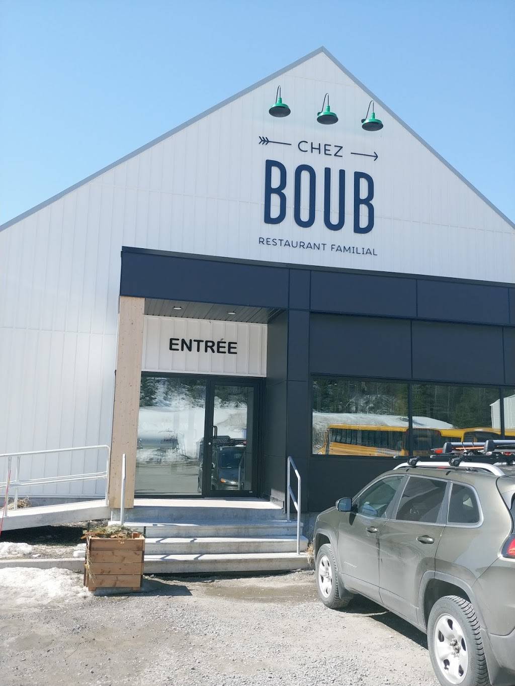 Chez Boub | restaurant | 840 Boulevard du Lac, Québec, QC G2M 0C9, Canada | 4188412682 OR +1 418-841-2682