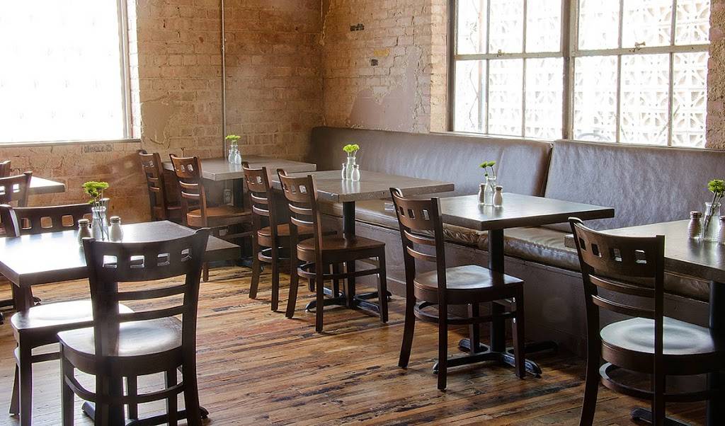 The Local Oak | restaurant | 409 N Zang Blvd, Dallas, TX 75208, USA | 2149464625 OR +1 214-946-4625