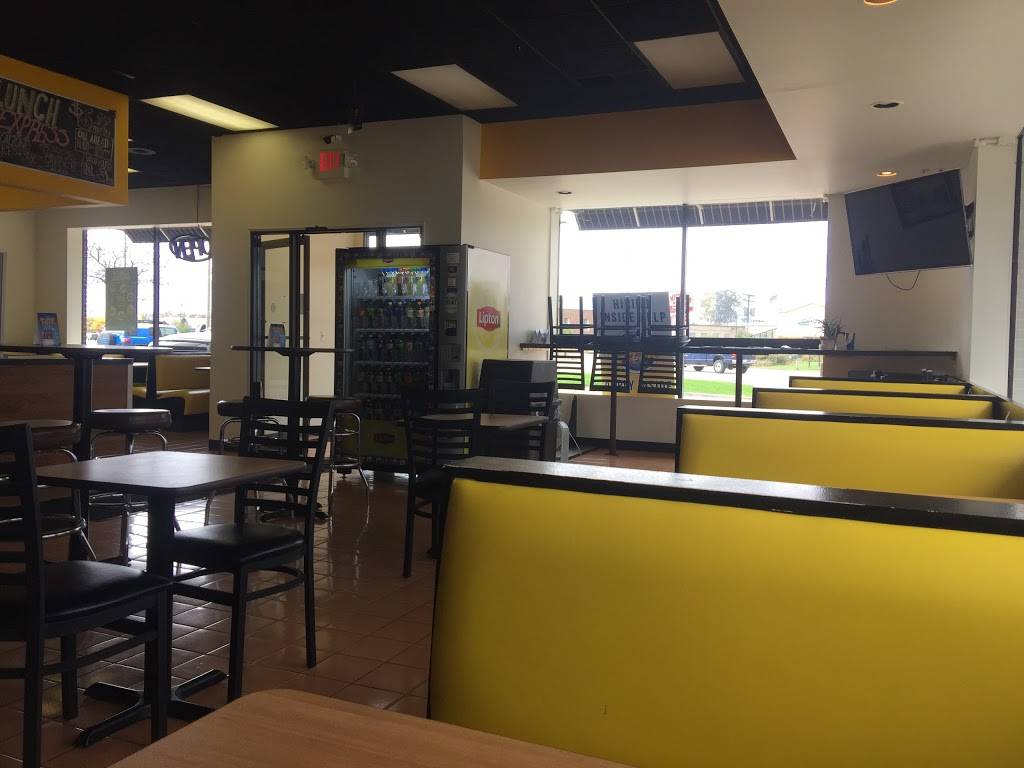 Passport Pizza-Groesbeck | meal delivery | 35520 Groesbeck Hwy, Clinton Twp, MI 48035, USA | 5867909000 OR +1 586-790-9000