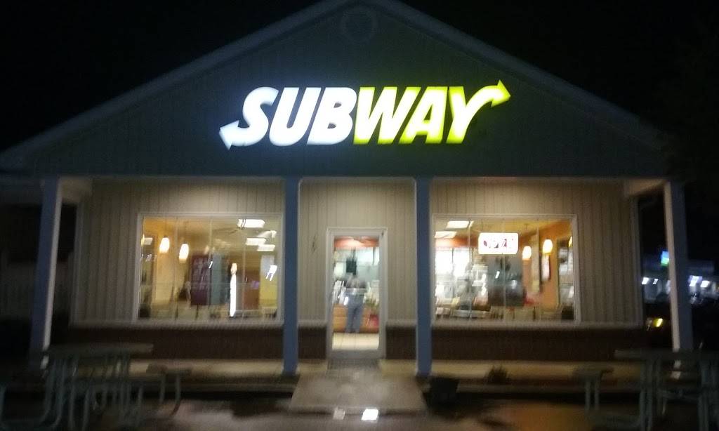 Subway | restaurant | 129 Town Creek Dr, Saltillo, MS 38866, USA | 6628693347 OR +1 662-869-3347