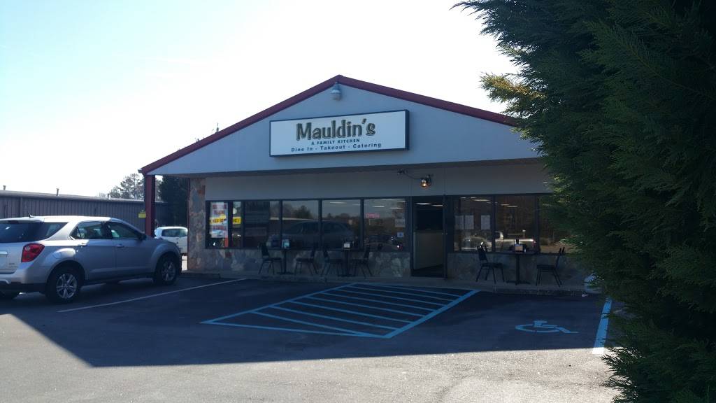 Mauldins A Family Kitchen | restaurant | 447 W Butler Rd, Mauldin, SC 29662, USA | 8644125555 OR +1 864-412-5555