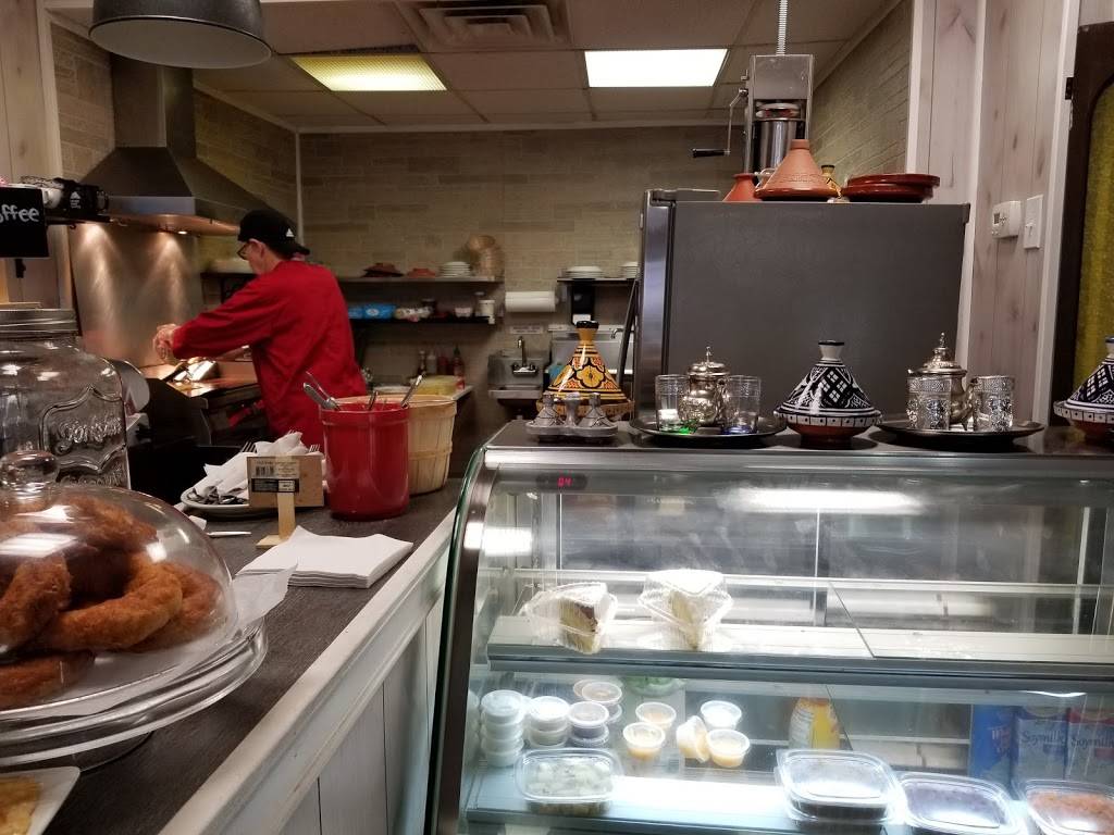 Merzouka Cafe | restaurant | 29-14 Crescent St, Astoria, NY 11102, USA | 7182556369 OR +1 718-255-6369