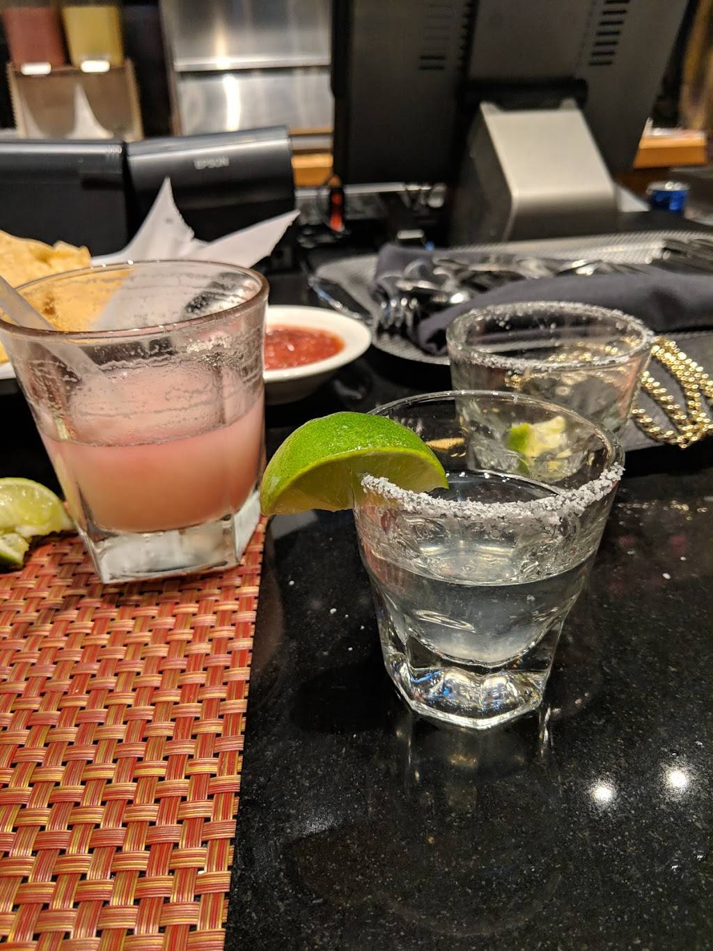 Mi Cocina | restaurant | 13350 Dallas Pkwy, Dallas, TX 75240, USA | 9722396426 OR +1 972-239-6426