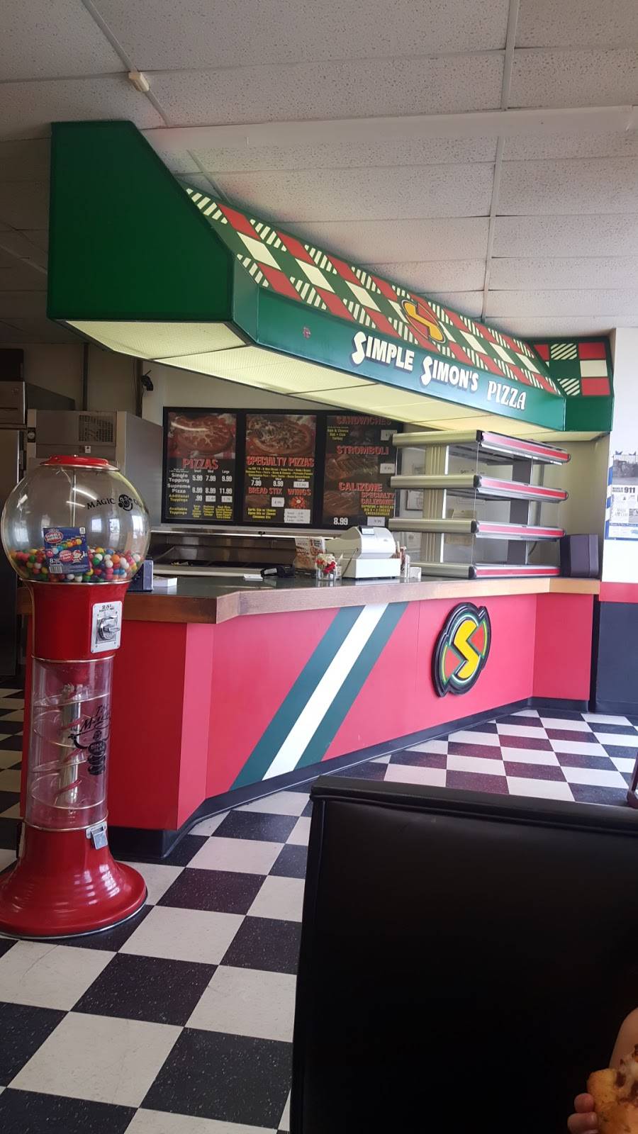 Simple Simons Pizza | restaurant | 309 Henderson Ave, Palacios, TX 77465, USA | 3619720998 OR +1 361-972-0998