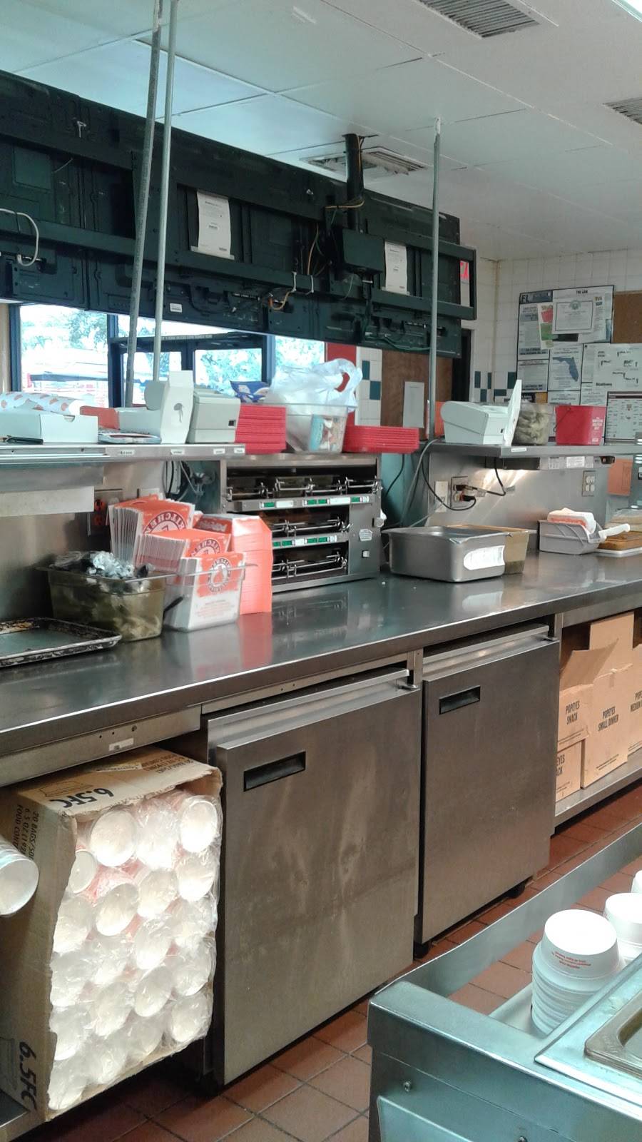 Popeyes Louisiana Kitchen | restaurant | 402 E Main St, Apopka, FL 32703, USA | 4078801766 OR +1 407-880-1766