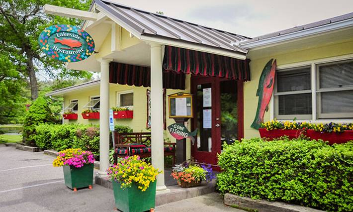 Lakeside Restaurant | restaurant | 531 Smallwood Ave, Highlands, NC 28741, USA | 8285269419 OR +1 828-526-9419