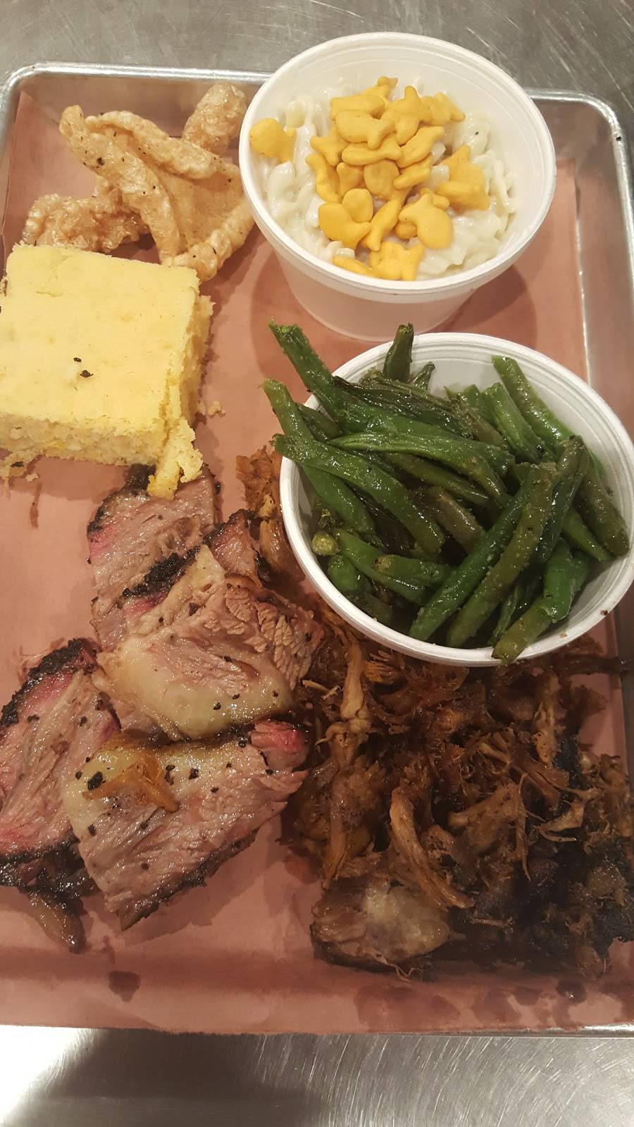 Dylans Barbeque Saloon | restaurant | 2110 W Northwest Hwy suite b, Dallas, TX 75220, USA | 4699065263 OR +1 469-906-5263