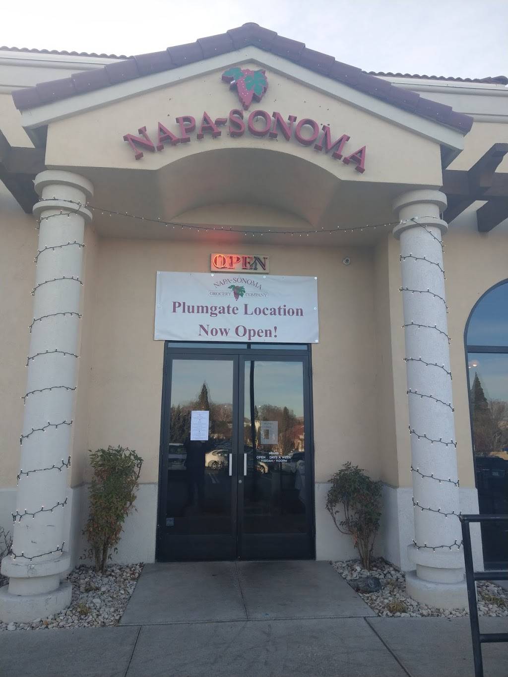 Napa Sonoma | restaurant | 550 W Plumb Ln, Reno, NV 89509, USA | 7758260595 OR +1 775-826-0595