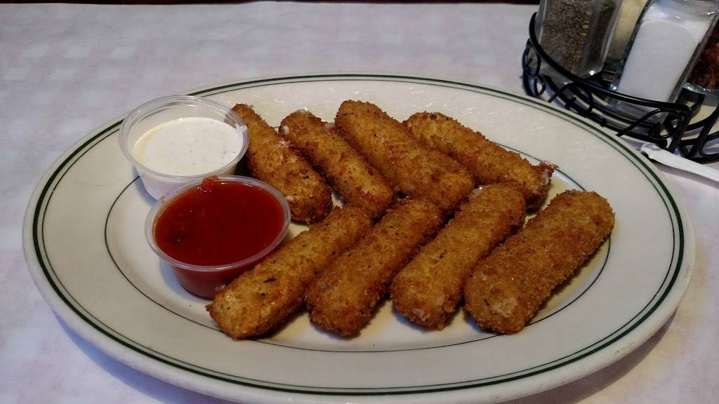 Ginos East Rosemont | restaurant | 9501 W Devon Ave, Rosemont, IL 60018, USA | 8478253333 OR +1 847-825-3333