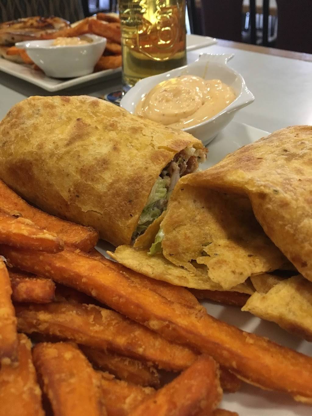 Koozys Pub & Eatery | restaurant | 769 Southdale Rd E, London, ON N6E 3B9, Canada | 5196012233 OR +1 519-601-2233