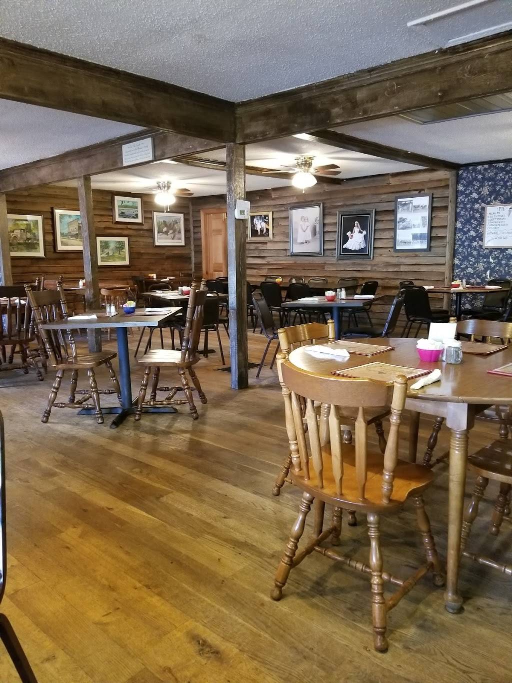 Front Porch | restaurant | 3072 Lancaster Hwy, Richburg, SC 29729, USA | 8037895029 OR +1 803-789-5029