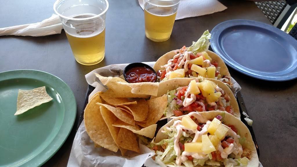 CKs Eats n Drinks | restaurant | 325 S Gulfview Blvd, Clearwater Beach, FL 33767, USA | 7274435377 OR +1 727-443-5377