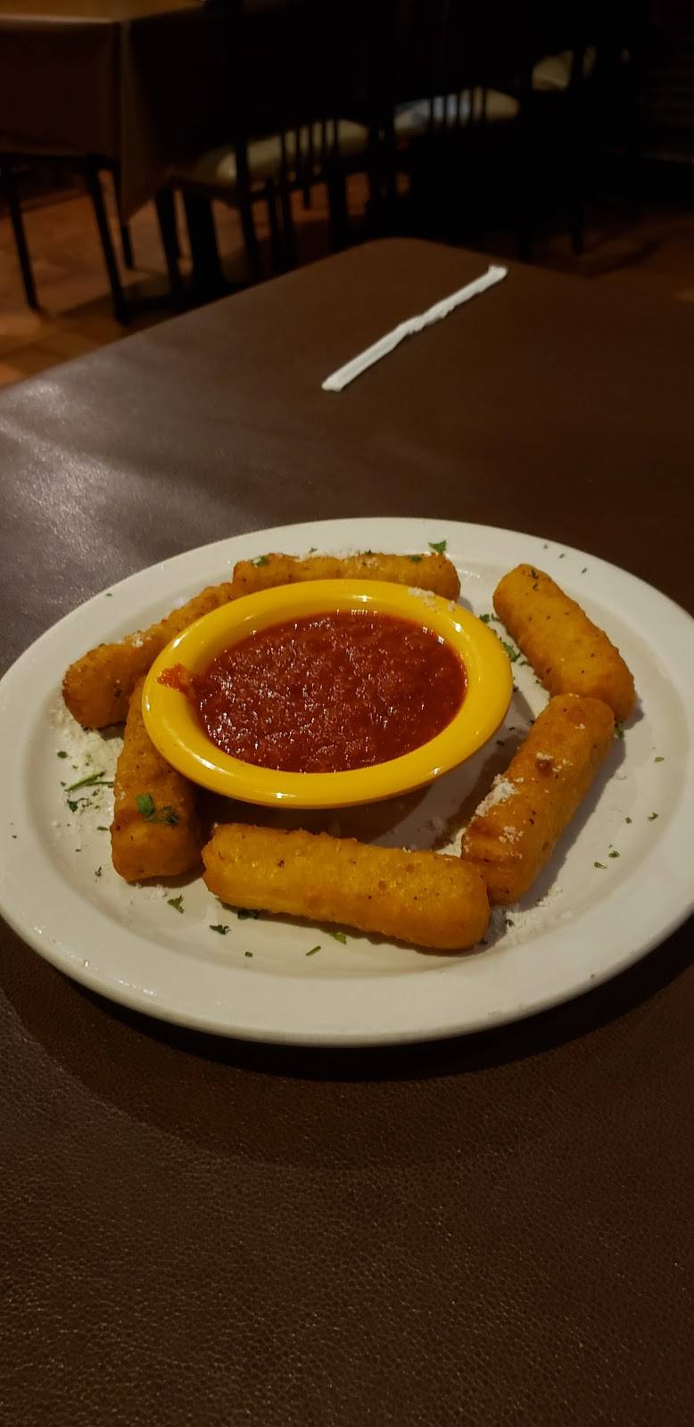 Vinnys Italian Restaurant | restaurant | 2003 E, TX-114, Roanoke, TX 76262, USA | 8174907924 OR +1 817-490-7924