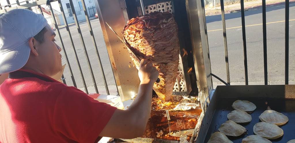 El Taco Grande | restaurant | 5500 S Main St, Los Angeles, CA 90011, USA | 3232356659 OR +1 323-235-6659