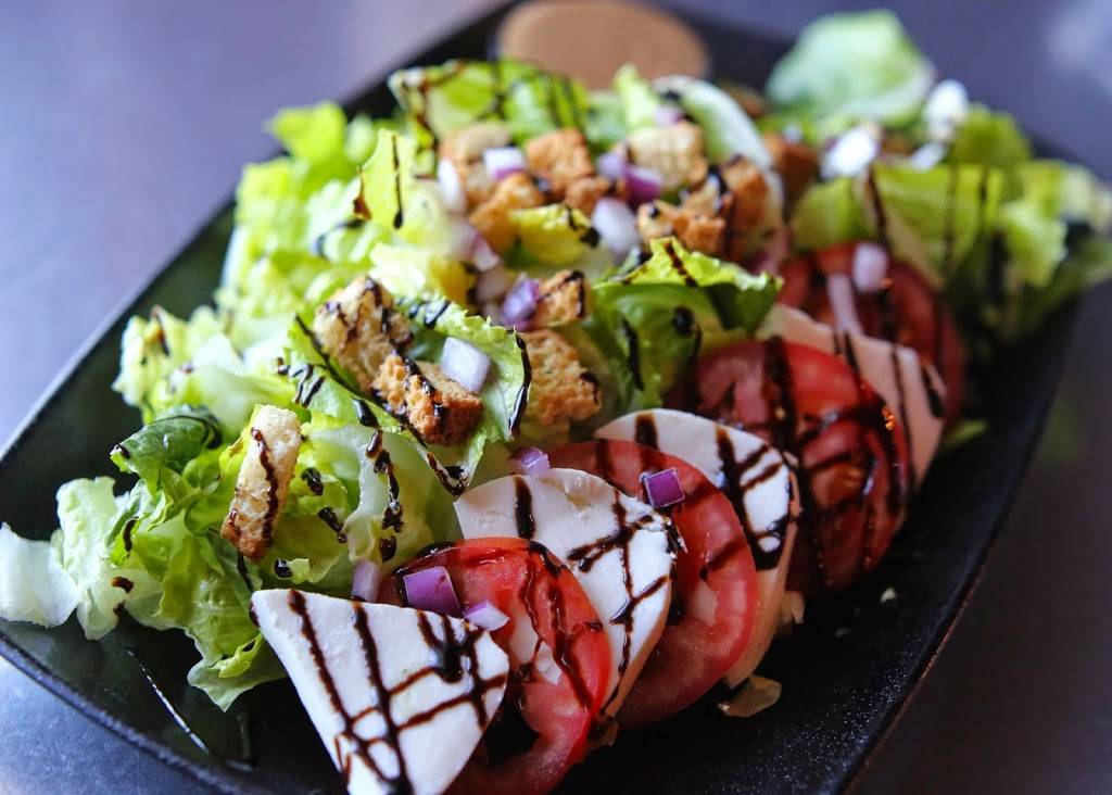 Two Bucks Parma | restaurant | 7880 Broadview Rd, Parma, OH 44134, USA | 2162366555 OR +1 216-236-6555