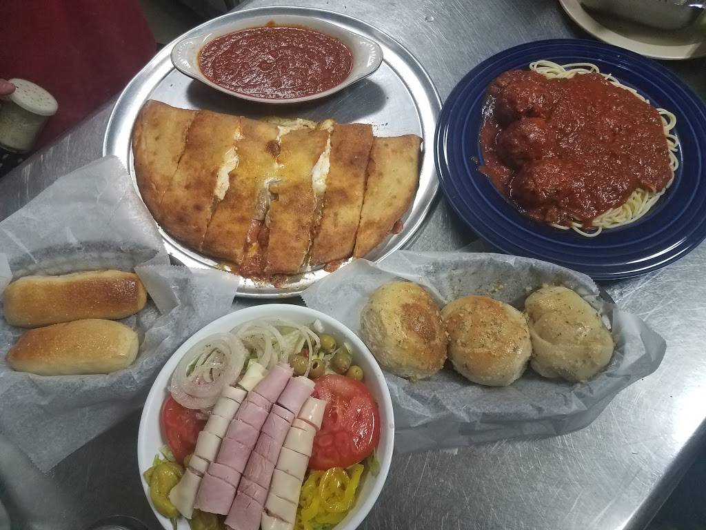 Luigis Italian Restaurant | restaurant | 2814 David Walker Dr, Eustis, FL 32726, USA | 3525081515 OR +1 352-508-1515