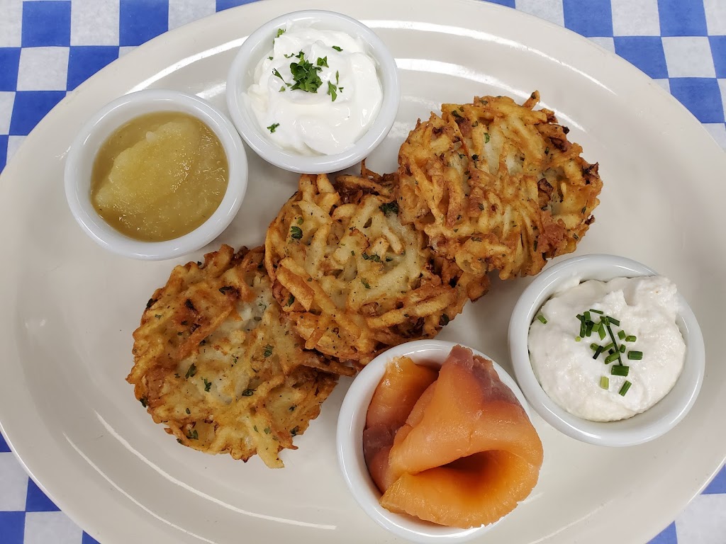 The Bavarians Wirtshaus | restaurant | 24 Miracle Strip Pkwy SE, Fort Walton Beach, FL 32548, USA | 8502268115 OR +1 850-226-8115